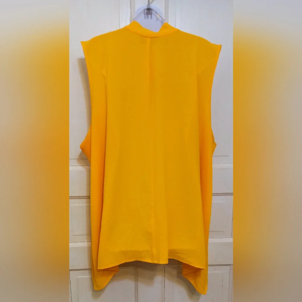 Avenue Yellow Sleeveless Blouse - Picture 3 of 6